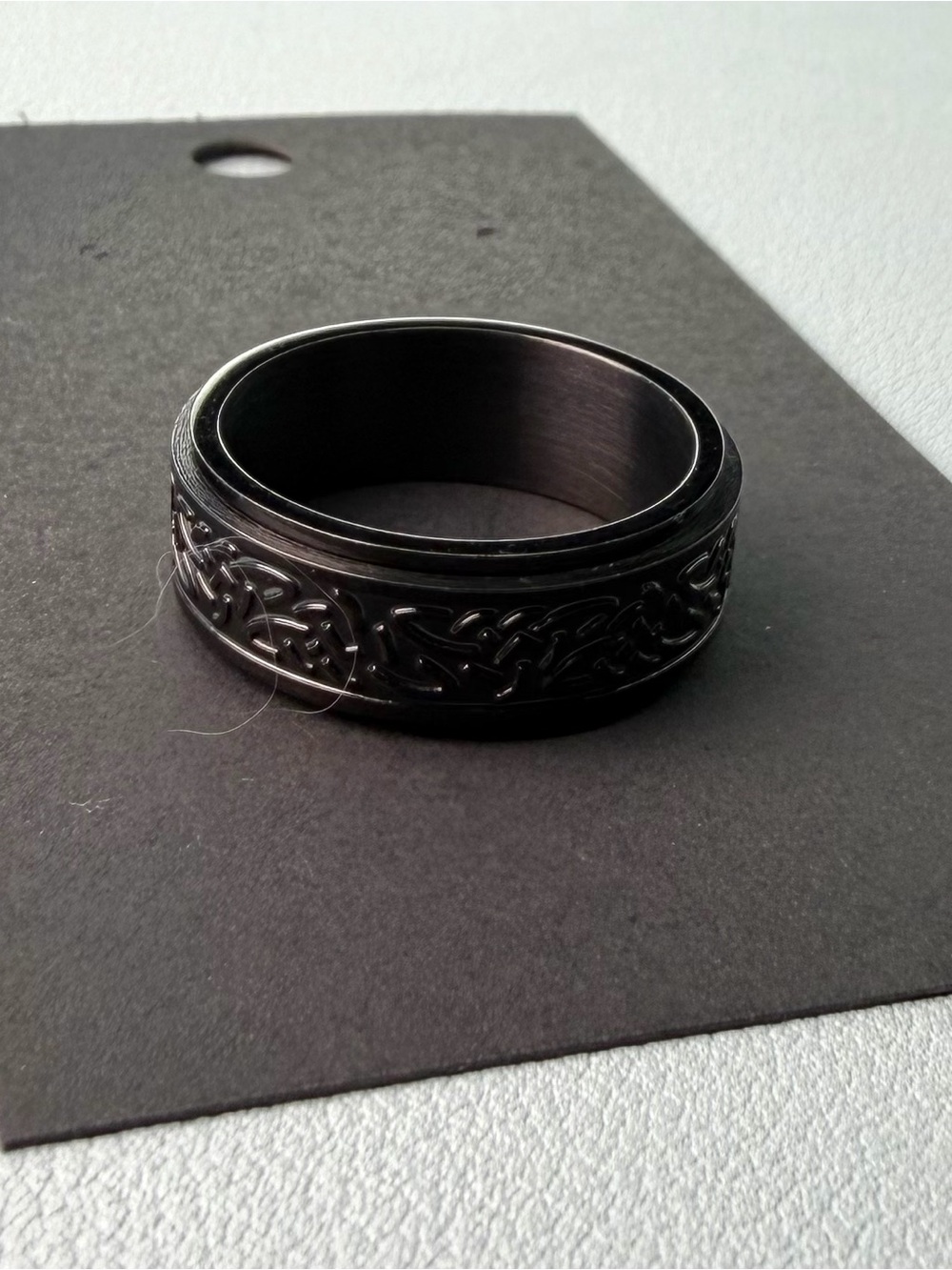 Men’s Black Celtic-Style Spinner Ring